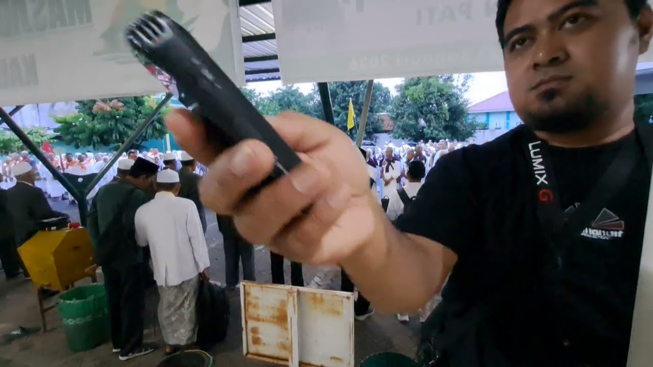 @Pelepasan Praktik Manaaik Haji KBIHU IPHI ke FATIMATUSZAHRO Semarang dari Masjid Haji Alabror Pati.