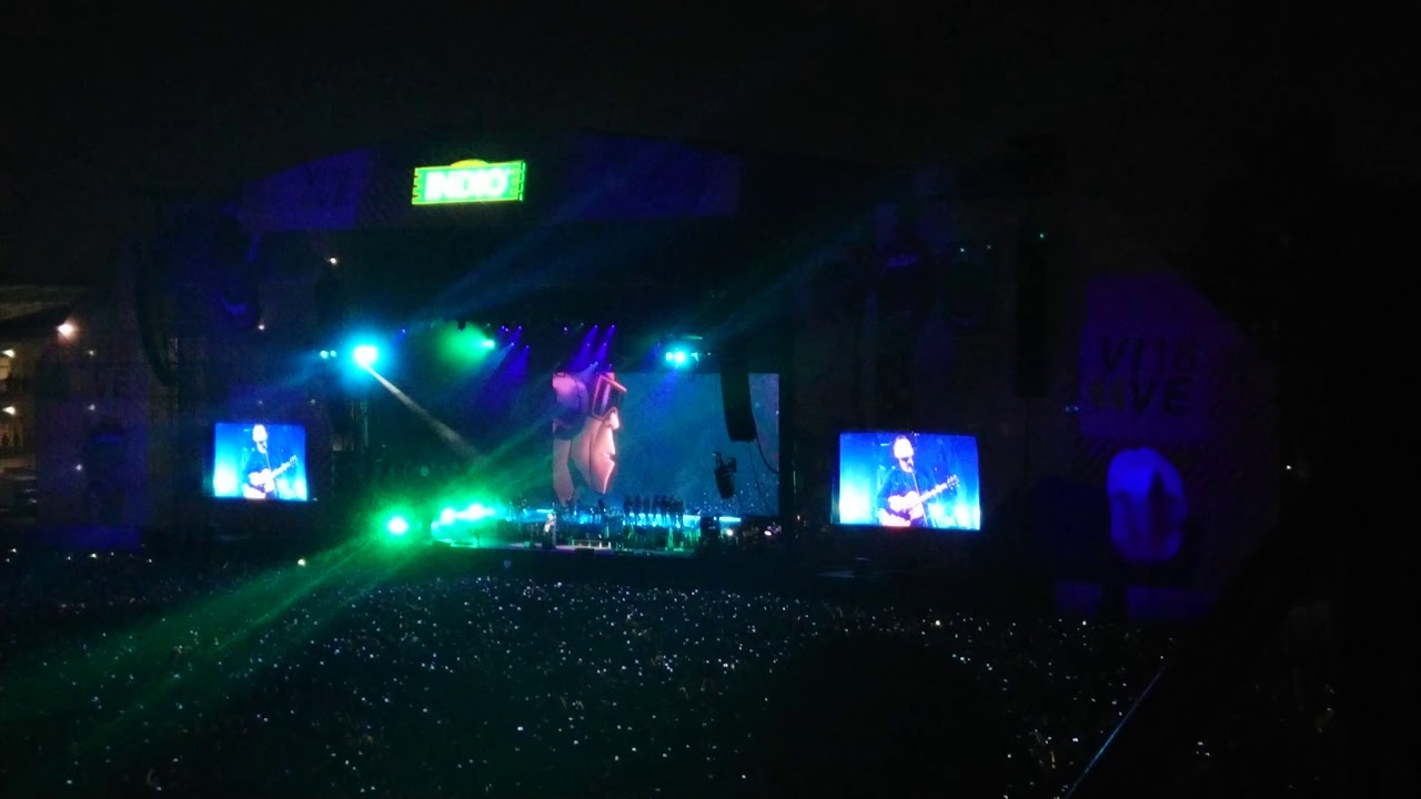 Gorillaz - On Melancholy Hill - Live Mexico 2018 Vive Latino