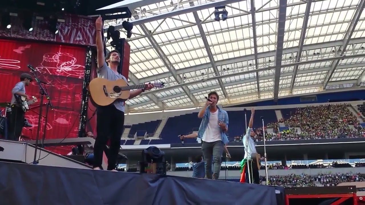 D.A.M.A. (feat. Salvador Seixas) - Torn - one direction WWAT Portugal, Porto 13/07/14