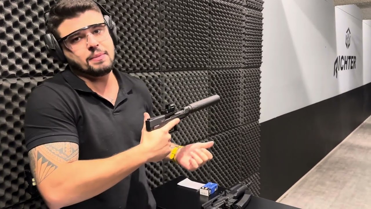 Atiramos de pistola com Silenciador da Taurus! Novidade no Brasil!