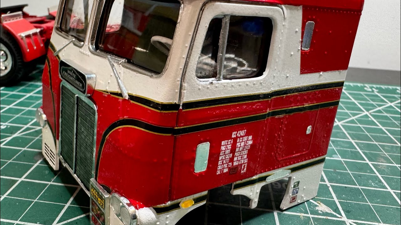 Episode 50-AMT White Freightliner Build Part 8, Cab Decals