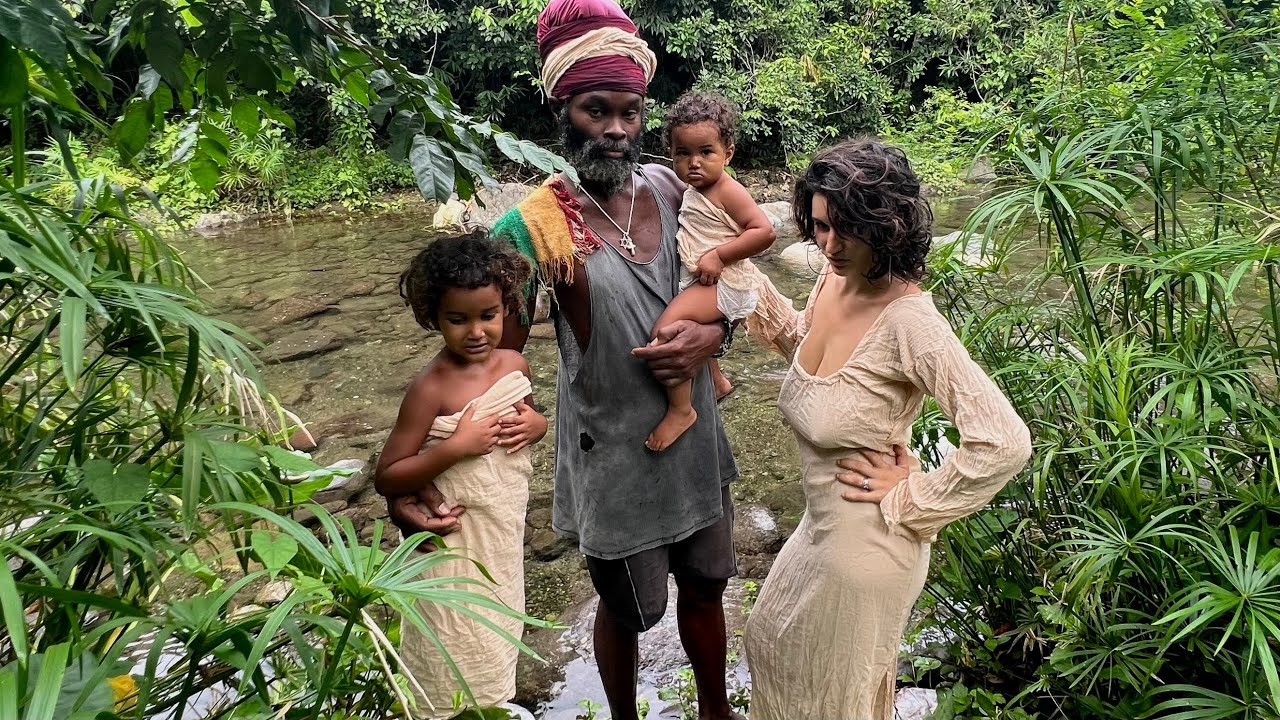 Living offgrid in Portland Jamaica 🇯🇲 