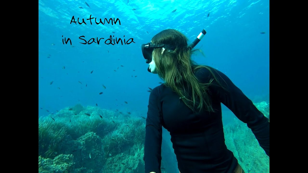 October swim in Masua - Salvimar fins - Le Onde della Sardegna -