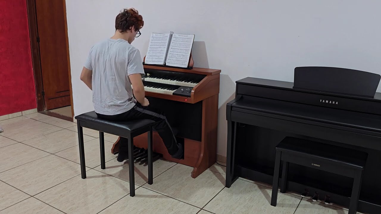 Hinário 5 - Culto - Hino 345 - Regozijo-me em falar do Salvador - Órgão Tokai T1 Spinet