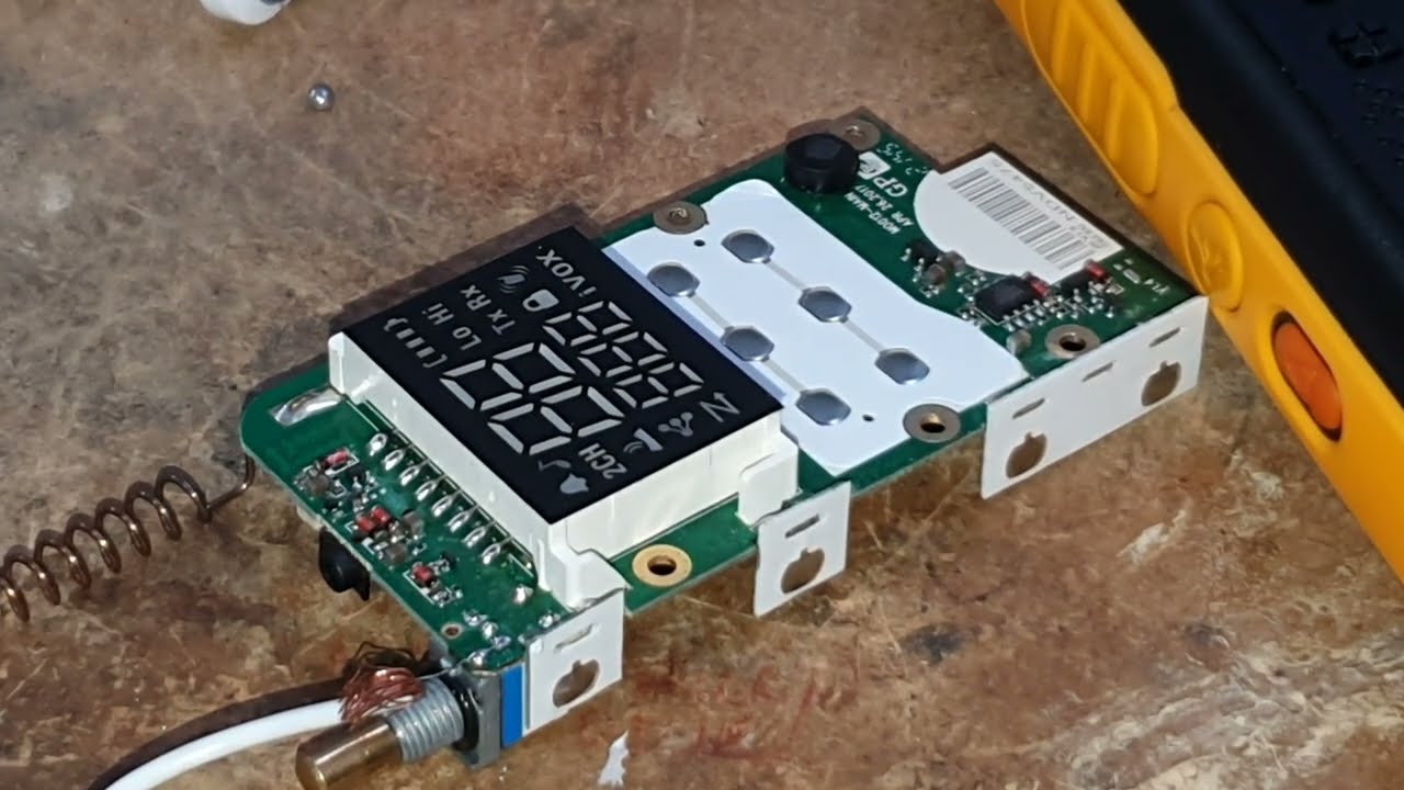 Motorola T82 Extreme - Charge Mod & Volume Mod.