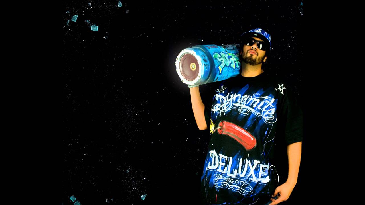 Dynamite Deluxe - Gr&uuml;ne Brille HD