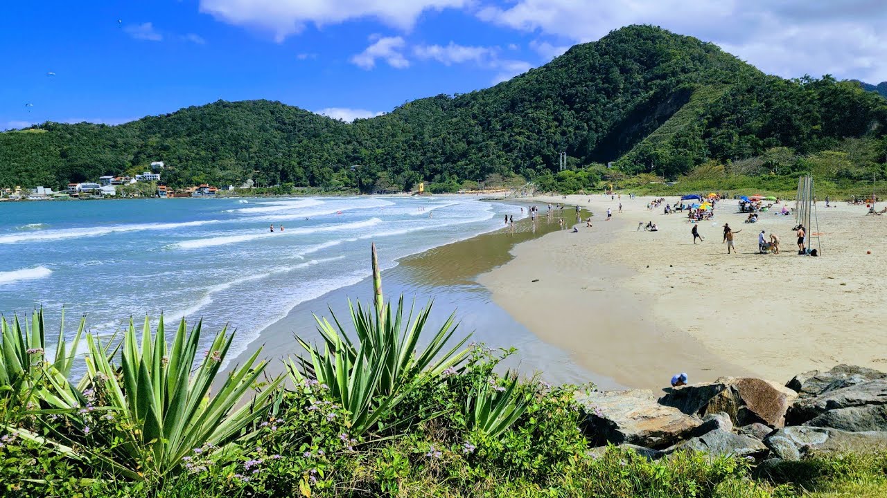 Praia da Atalaia e Molles da Barra...Itajaí SC