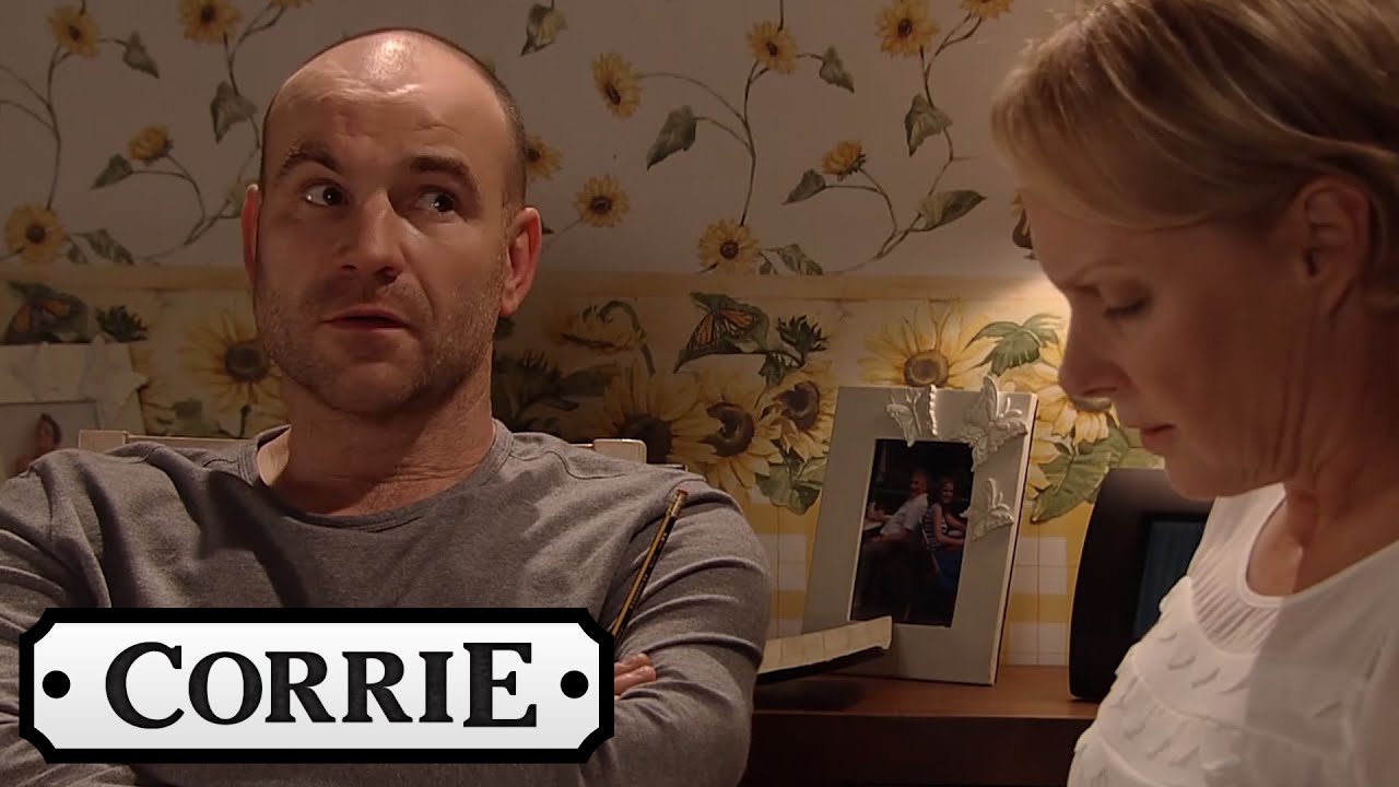 Coronation Street - Sally & Tim Play Word Bingo