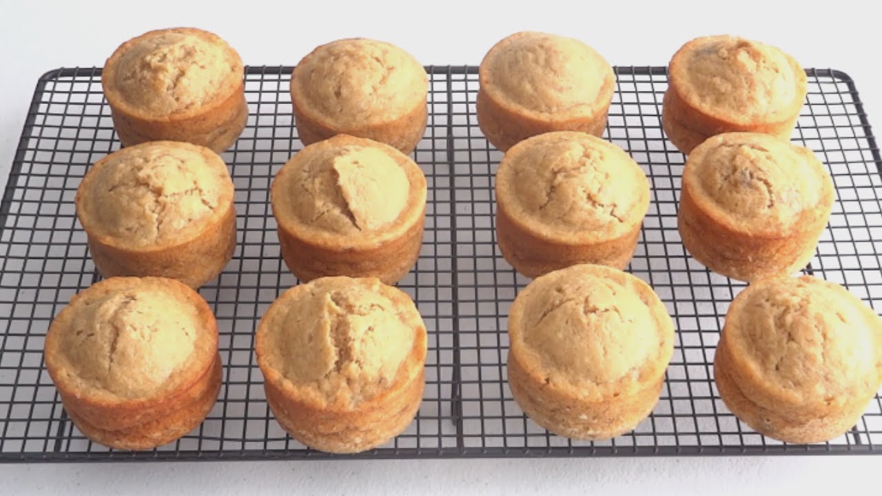 Banana Cupcakes PERFECT for overripe Bananas! Full of natural Banana flavour!