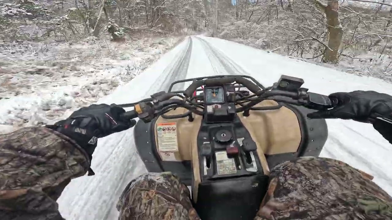 99 Suzuki King Quad - 10 Degree Snowy Backroad Cruise (Raw Sounds, Snowing)