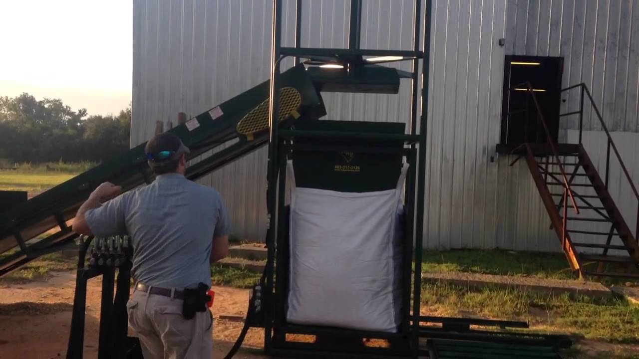 Hutto Wood Products Jumbo Wood Shavings Bagge