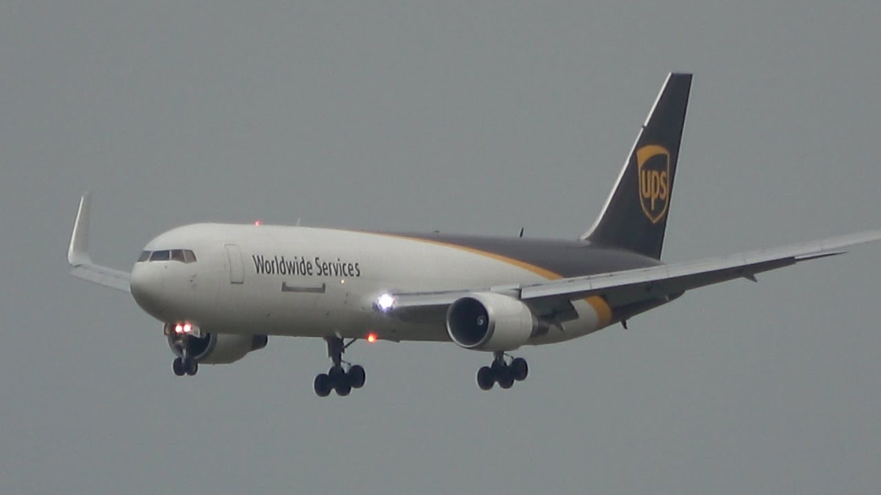Plane Spotting at Detroit Metro Airport - September 26, 2024 #dtw #planespotting