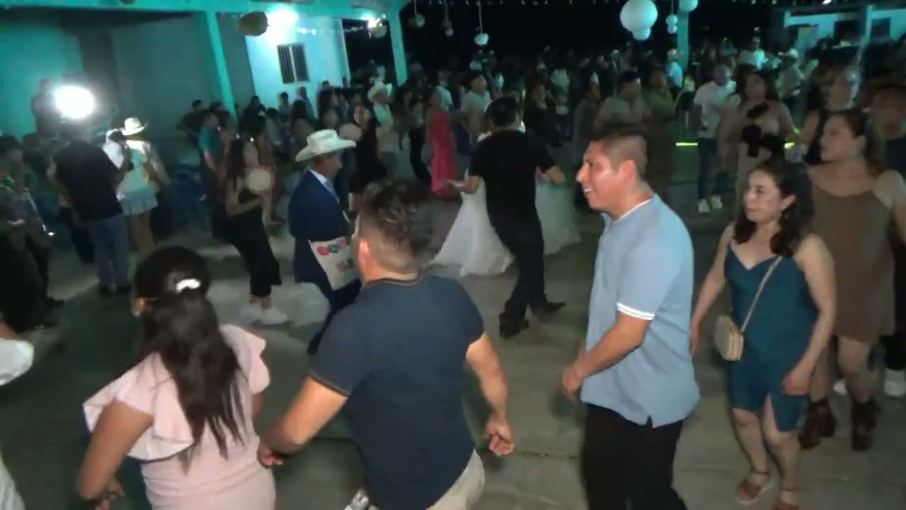 *LA INICIATIVA MUSICAL*