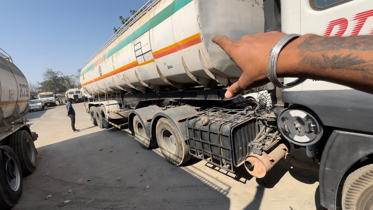 Tata 4923 ka Driver ne kar diya pareshan | Truck ko khud chala kar dekhna pada mistri Ke Sath￼