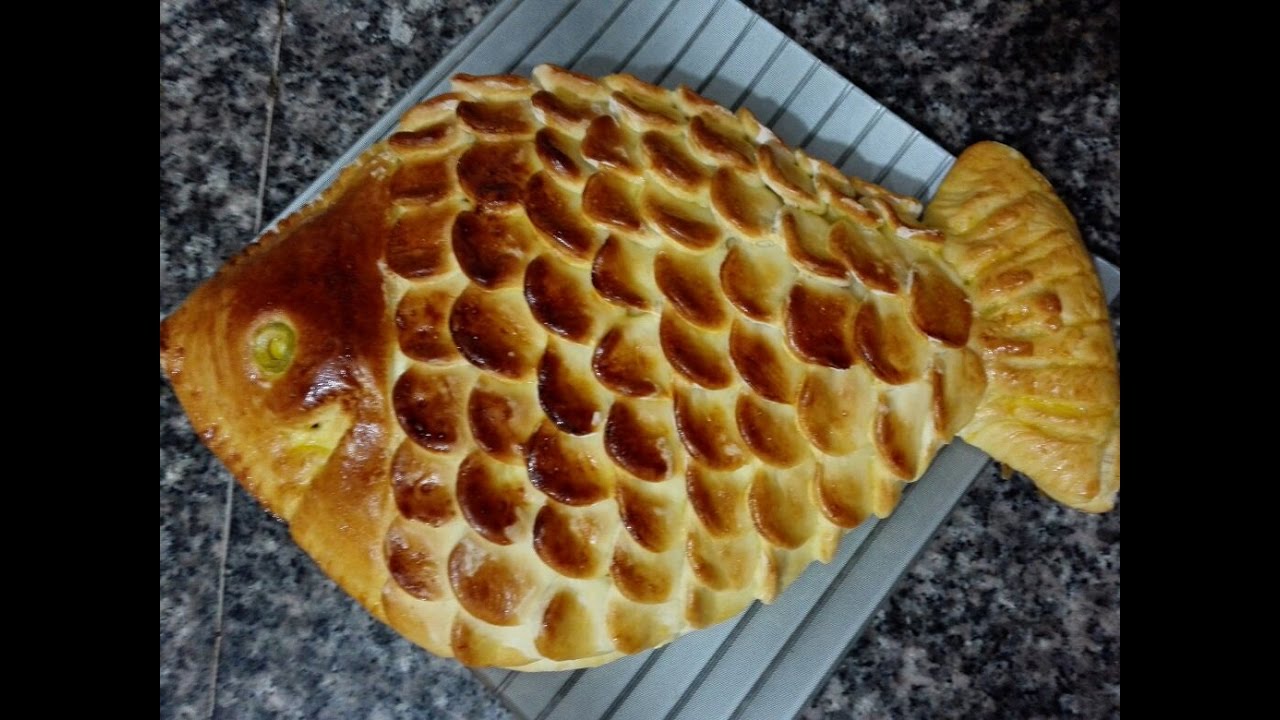 عشاء خفيف و سريع / فطيرة محشية على شكل سمكة مع طبخ ليلى