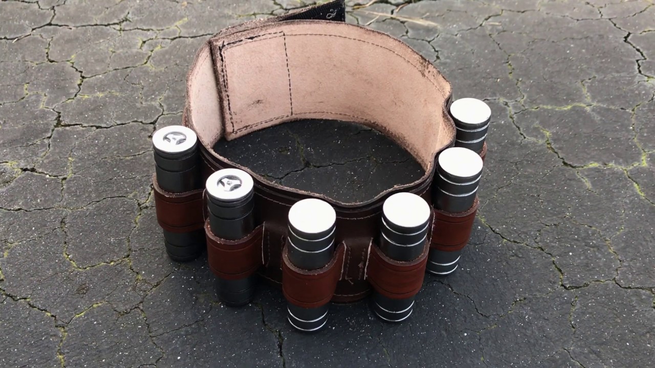 Mandalorian right leg ammo holder