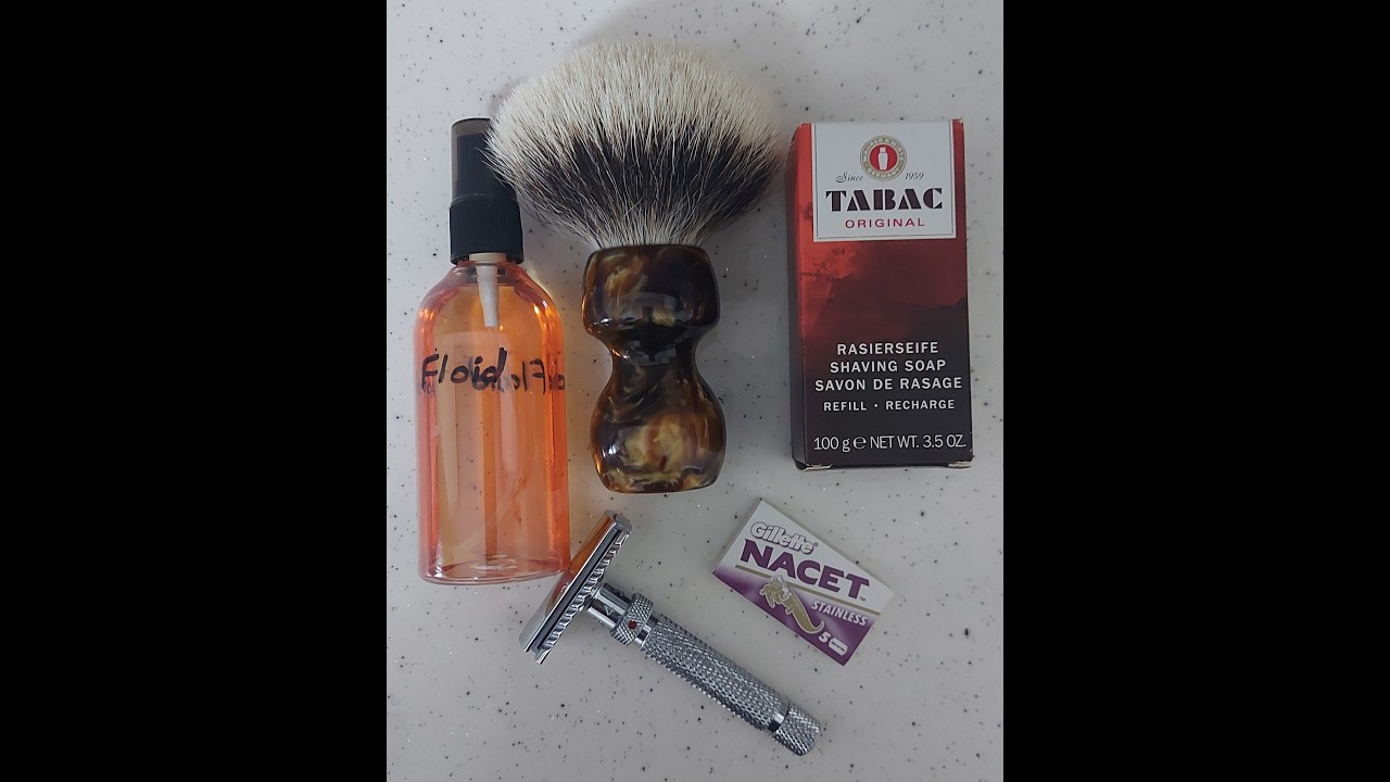 YAQI Ayarlı Tıraş Aleti +  YAQI Karamel Two Band Badger Tıraş Fırçası