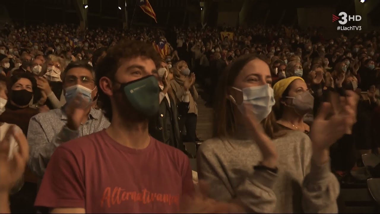 Lluís Llach -  L'Estaca - Concert al Palau Sant Jordi . 18/12/2021