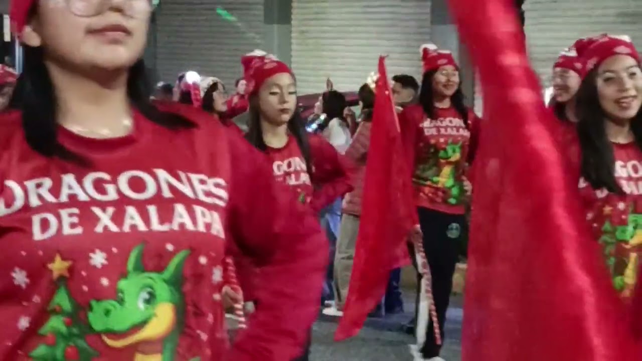 Primera parte  desfile navideño en Xalapa Veracruz