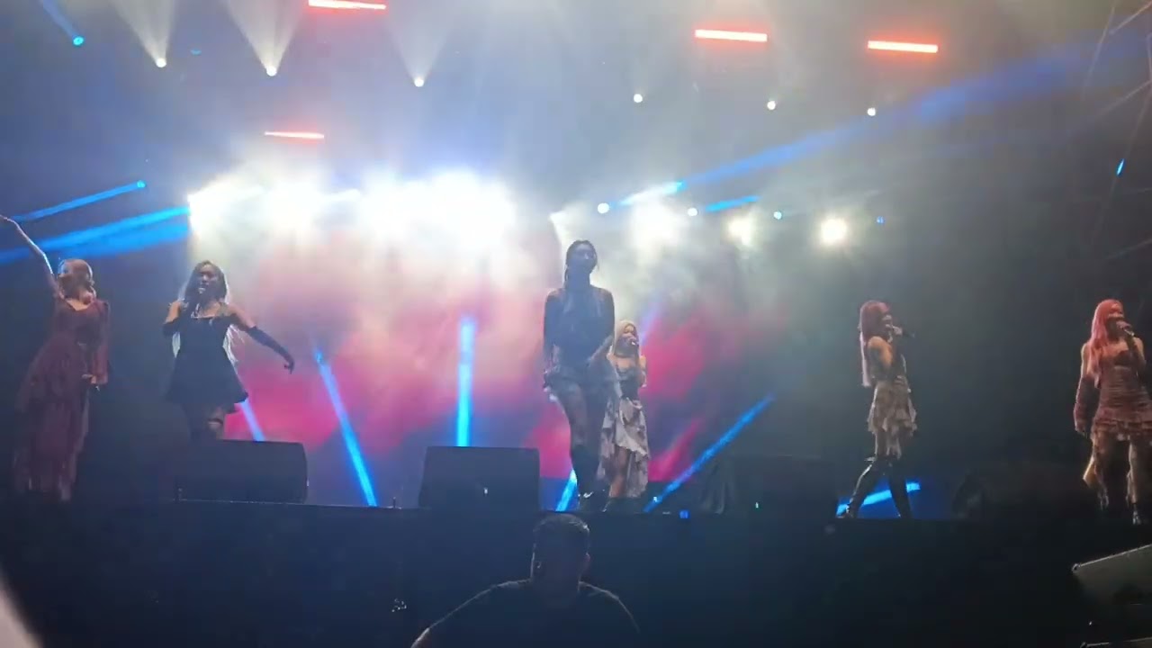 240907 DREAMCATCHER Istanbul Festival - Wake Up