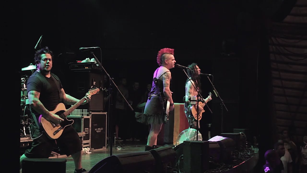 NOFX - Moron Brothers (Ao Vivo no Circo Voador, RJ)