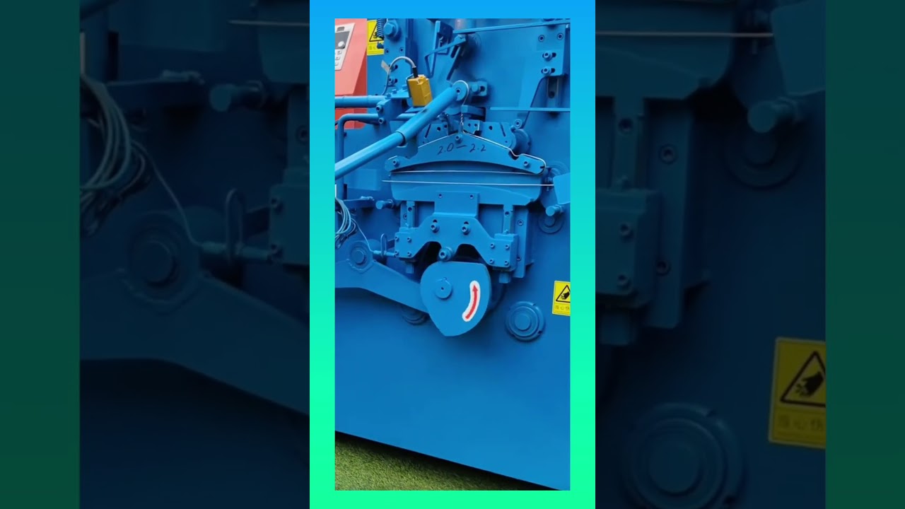 Heavy-duty industrial machine bending steel wire with synchronized motion for fast