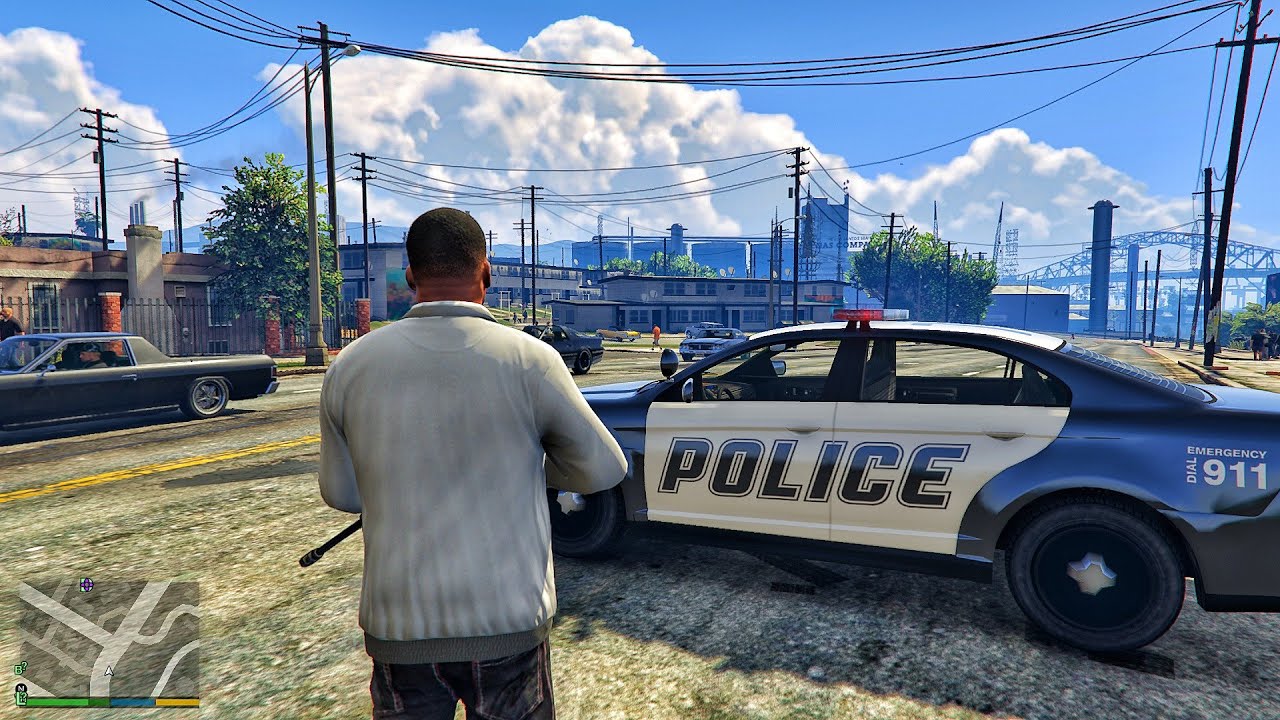 В GTA 5 Франклин стал полицейским и поймал крупнейшего мафиози на своей роскошной машине 🚗