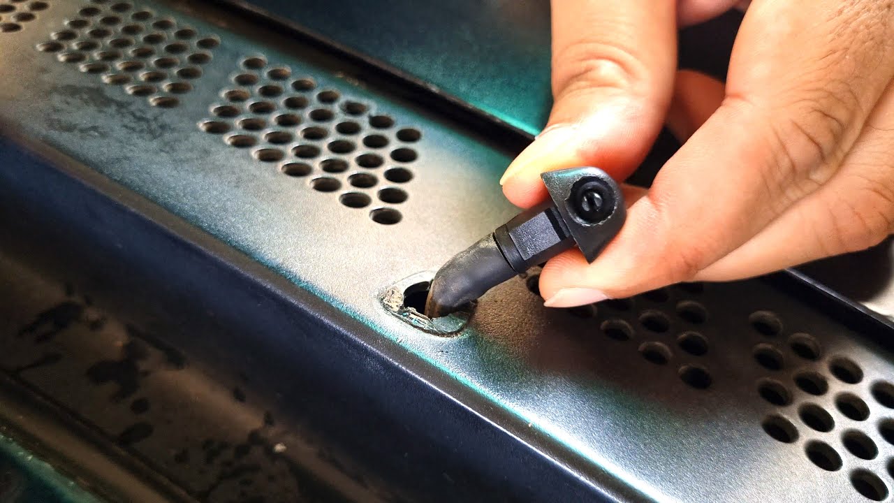 How to replace windshield washer nozzles in Honda Civic (easy method)