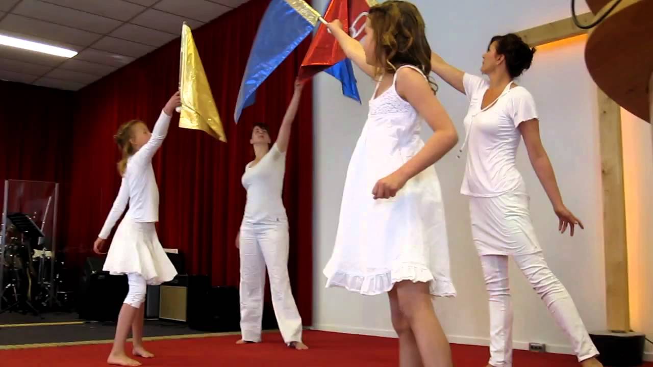 Paasdans 2011 in EG Heidestraat