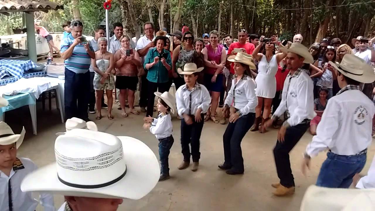 Grupo de Catira João Nogueira-Bela Vista de Goiás.