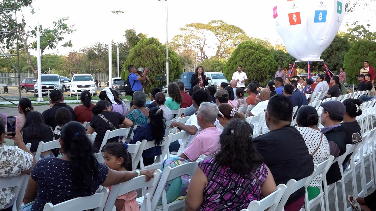 Cine bajo las estrellas une a familias de Managua en homenaje a Rubén Darío