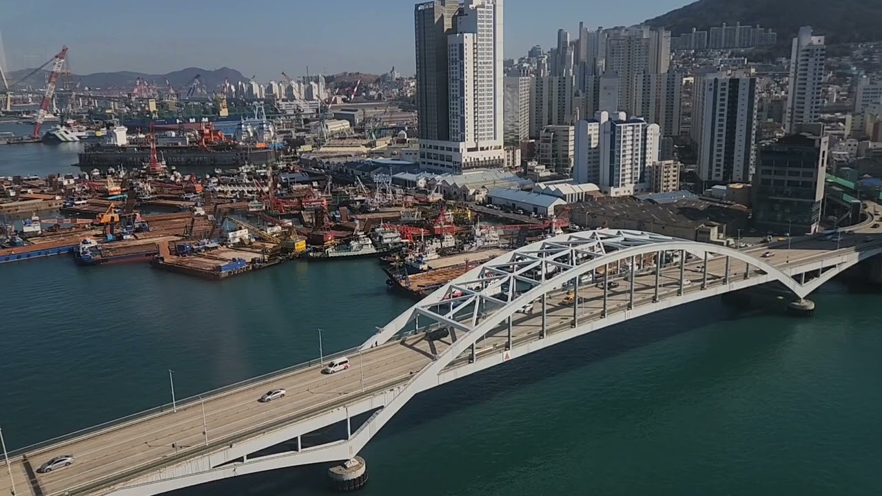 Dynamic Busan! 💕 Beautiful Scenery of Young-do and Nampo 👍👍👍 #busan #korea