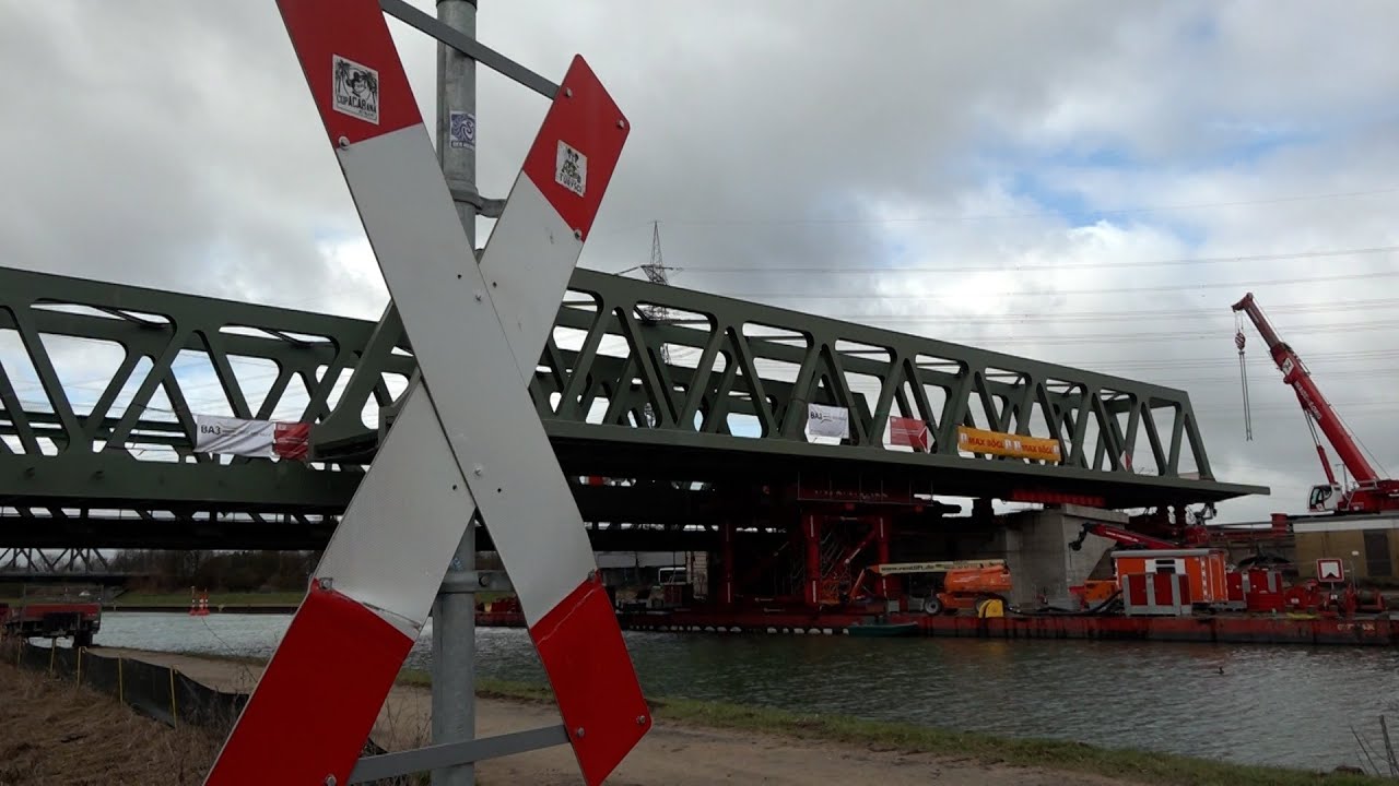 Neue Bahnbrücke über Wesel-Datteln-Kanal
