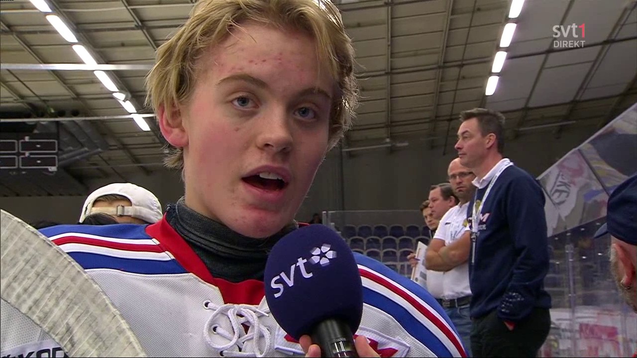 Ishockey TVpucken 04 11 2016 Anton Larsson go crazy