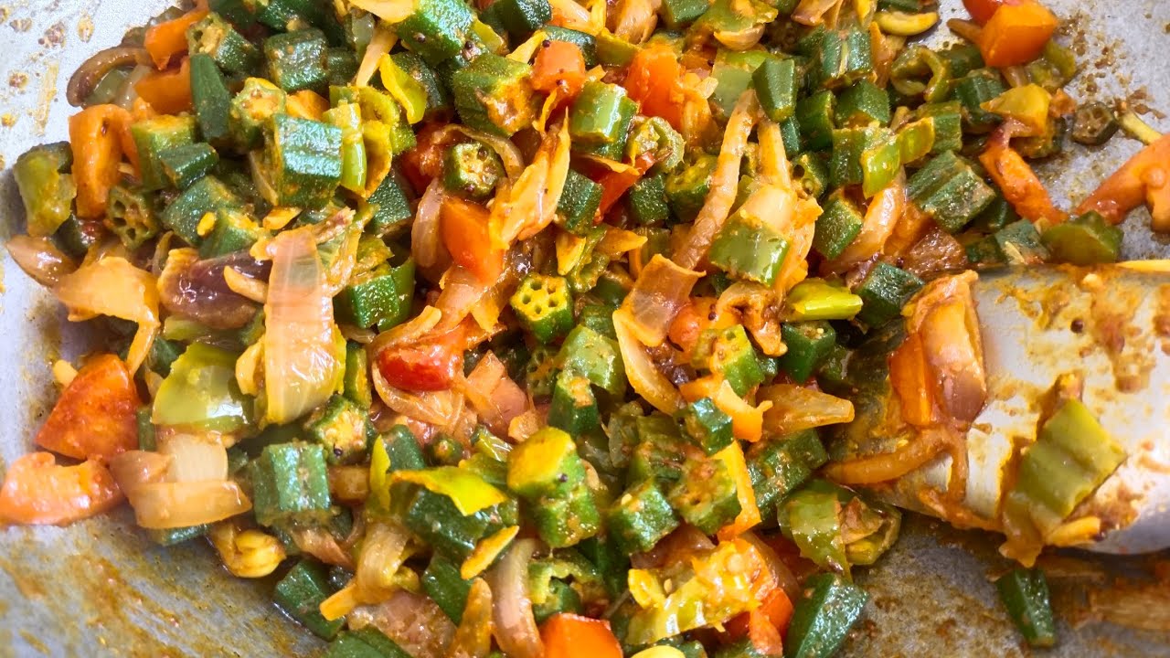  Bhindi ki sabji#sabji #food #cooking #recipe #bhindi #onion #garlic #greenchilli #tometo #thankyou 