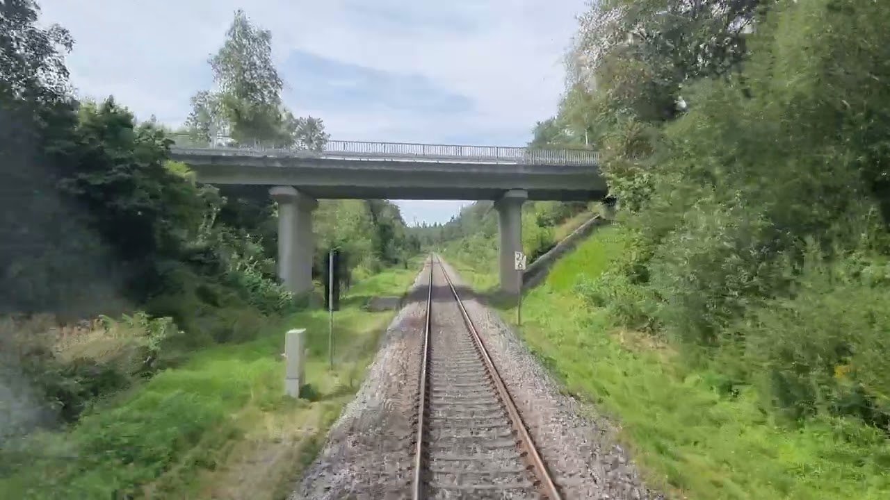 Führerstandmitfahrt. Cham - Schwandorf. Eingleisigestrecke.  BR-223 .Z kabiny maszynisty.