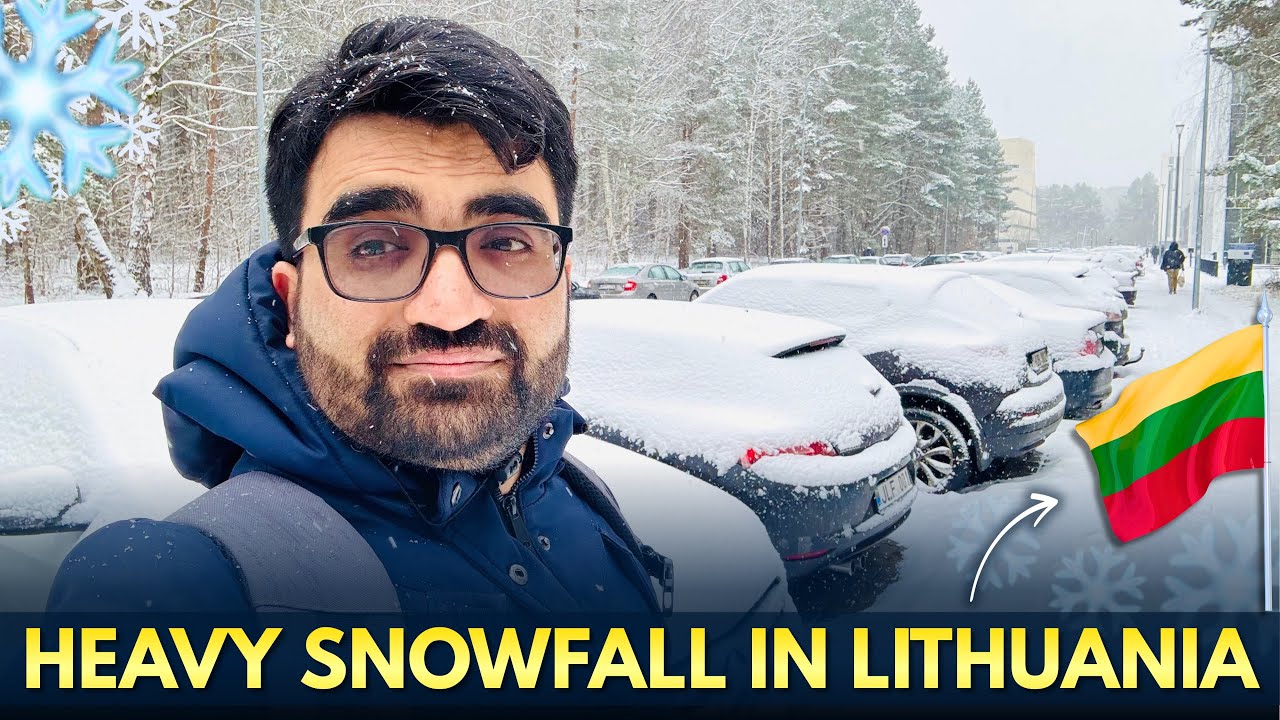 Heavy Snowfall in Lithuania 🇱🇹 |  Walking in Vilnius in the Winter Snow in 4K | Europe Snowfall