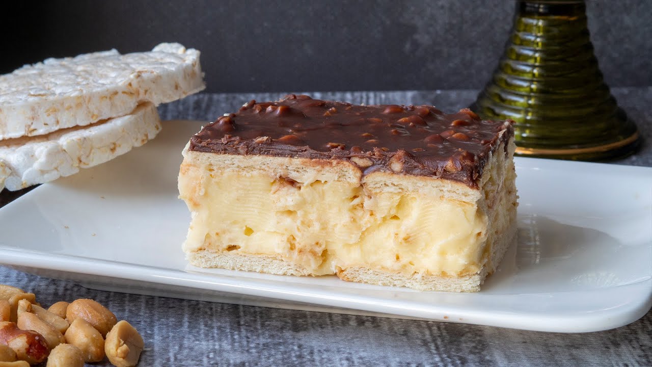 Торт с заварным кремом и рисовыми хлопьями