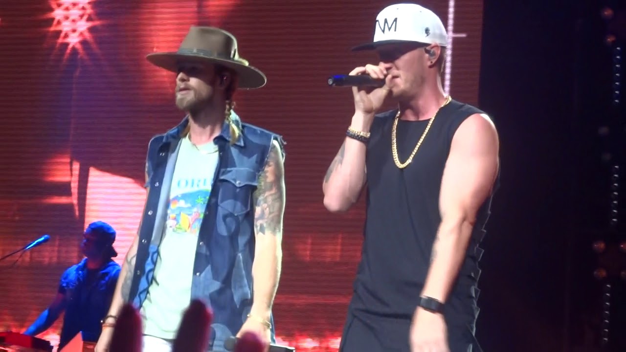 Anything Goes - Florida Georgia Line | Smooth Tour 2017 - Tampa. FL