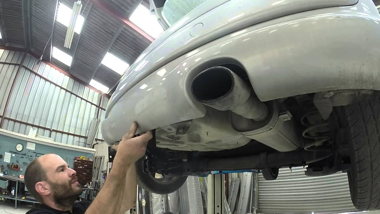 Montage attelage sur une Peugeot 207