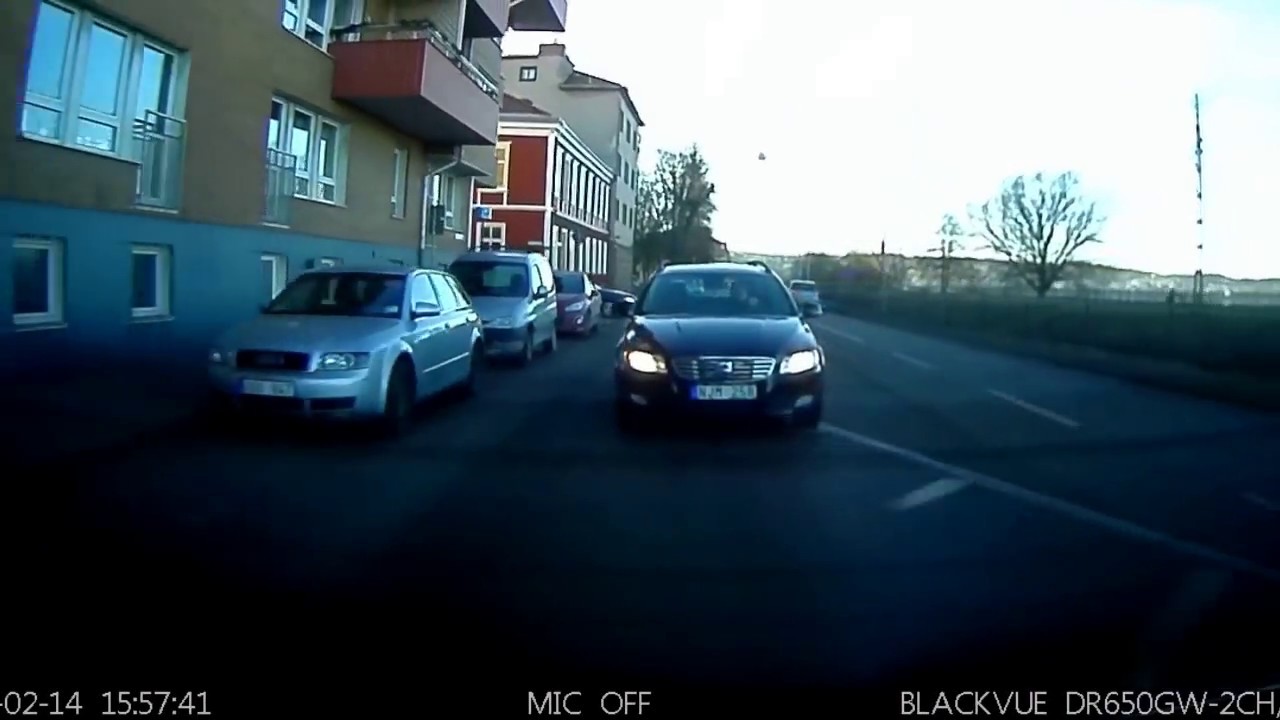 Dashcam Traffic #38 Traffic observation!