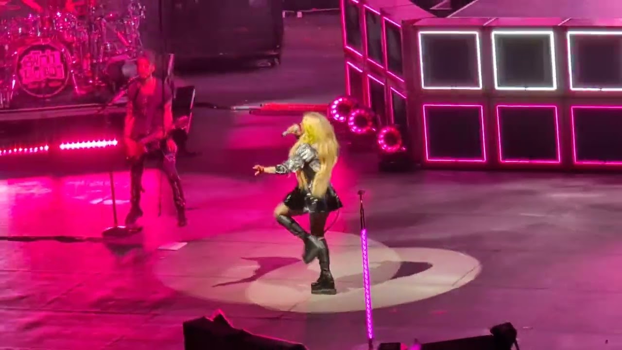 Avril Lavigne - What The Hell - SPAC 5/27/2025