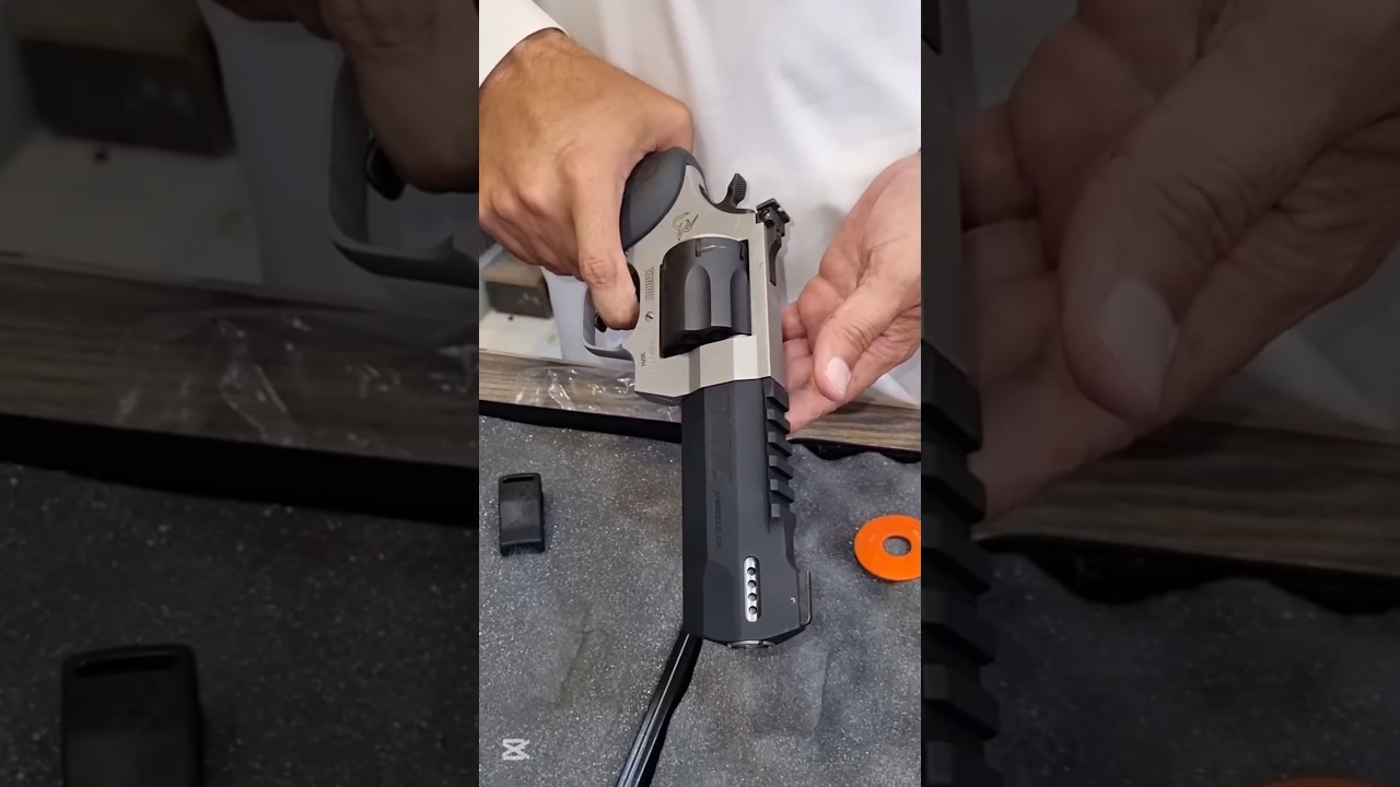 Taurus RAGING HUNTER .357mag revolver Unboxing. #shorts #taurus #357magnum