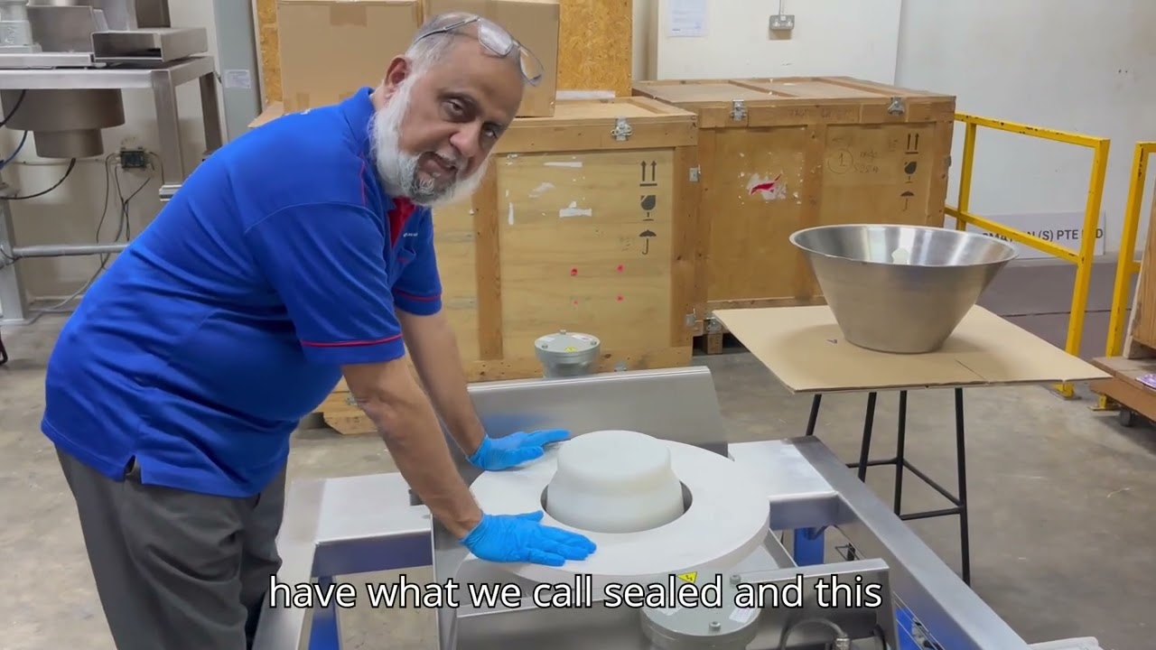 IBC Basic Discharge Station Explained | Fast, Cost-Effective Powder Transfer