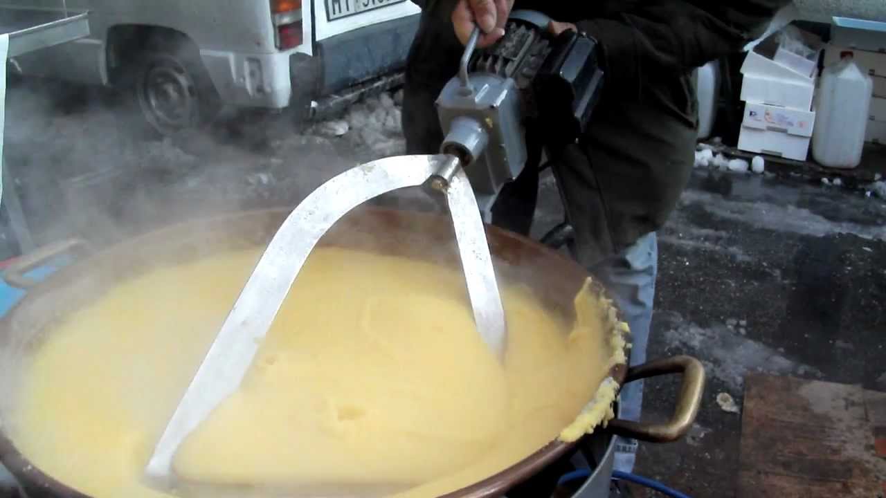 Polenta cotta al cotturo con automazione - Fiera di San Biagio 03 Febbraio 2012 - Magenta