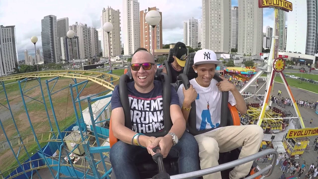 ZYKLON LOOP MONTANHA RUSSA DO ITA CENTER PARK
