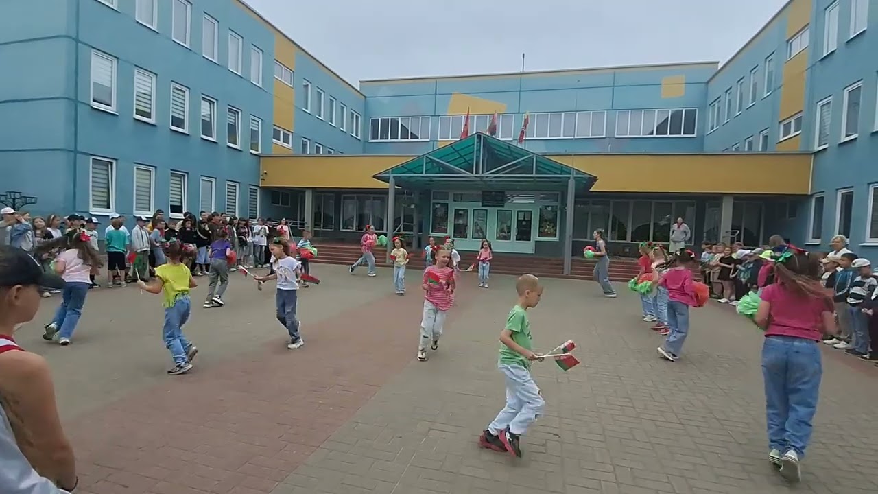 Флешмоб  Под мирным небом Беларуси