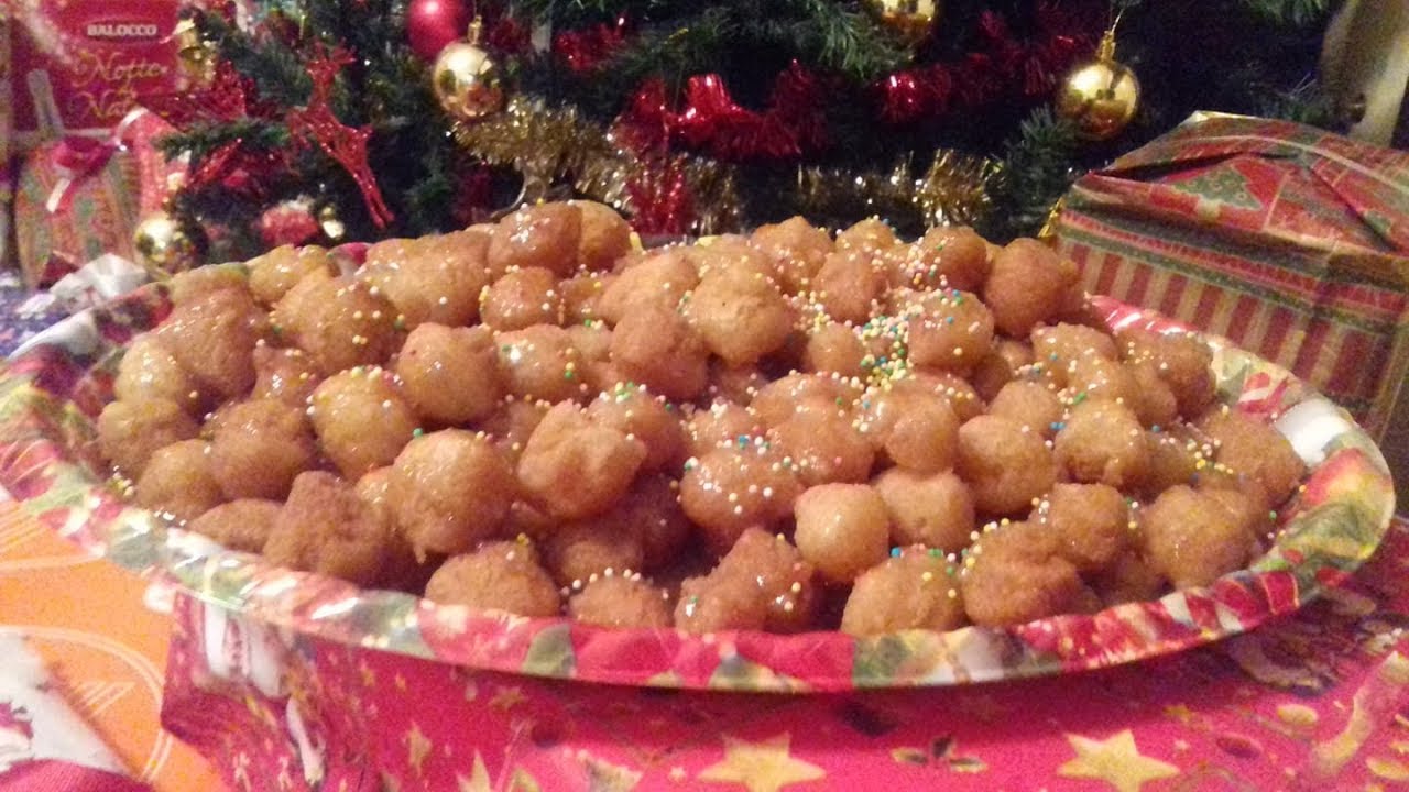 STRUFFOLI MORBIDI: La ricetta della nonna!