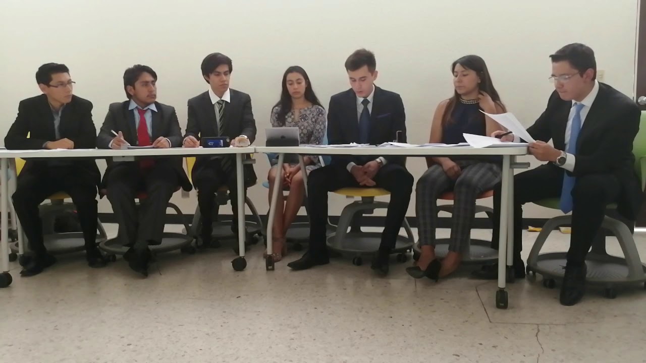 Debate sobre clonación