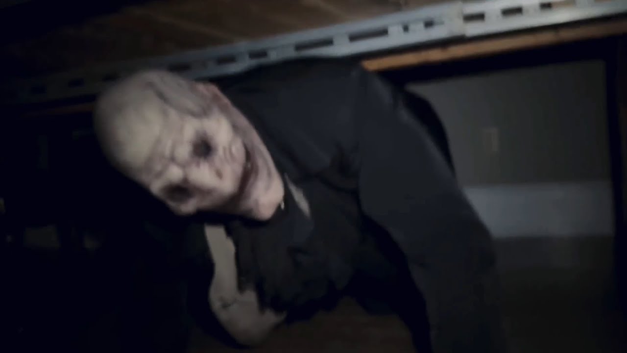 2025最新恐怖片《黑傘人》，&zwnj;暗網流傳的滅門死亡錄像，觀看者接連失蹤！【小青】